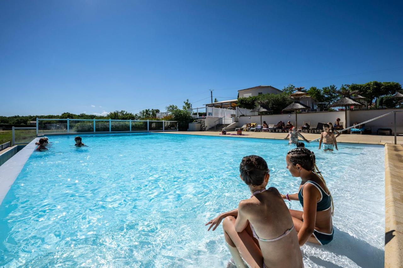 Charmant Camping Familiale 3 Etoiles Vue 360 Plage Piscine A Debordement Empl Xxl 라봄 외부 사진