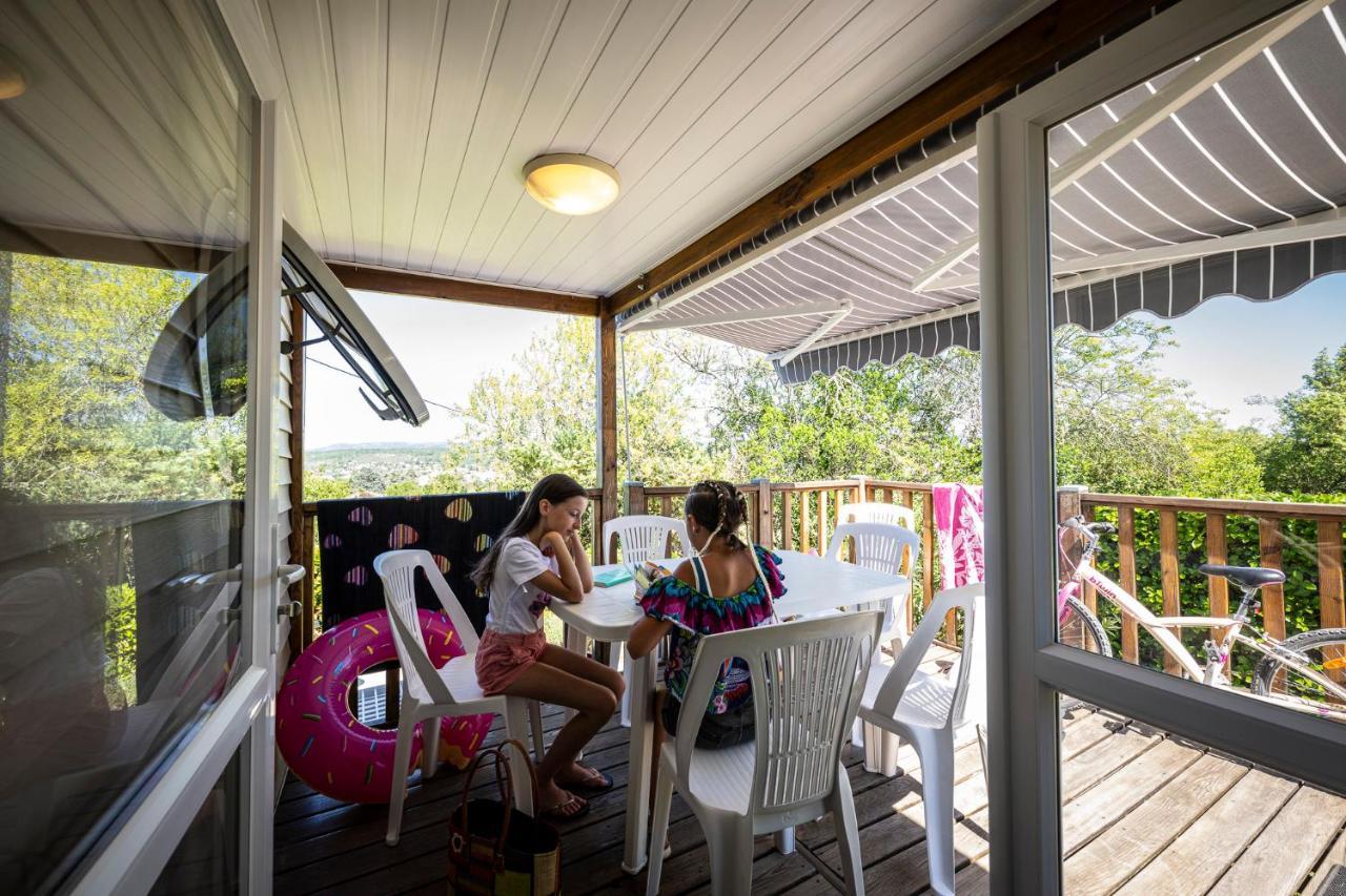 Charmant Camping Familiale 3 Etoiles Vue 360 Plage Piscine A Debordement Empl Xxl 라봄 외부 사진